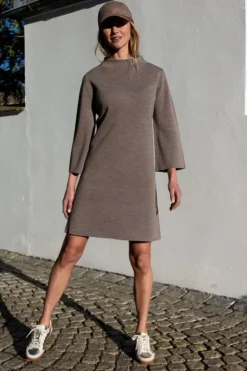 Bobby knit dress