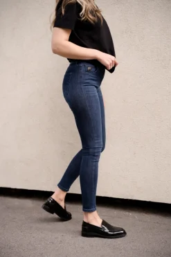 Celia leia beat jeans
