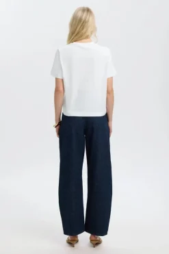 Ella ss emb boxy tee