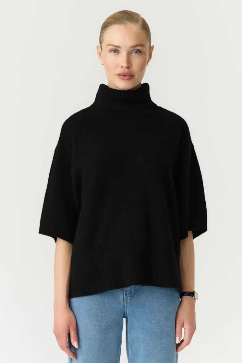 Emila 2/4 wool knit pullover