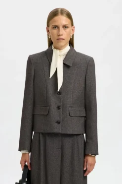 Fitted Camilla Short Blazer