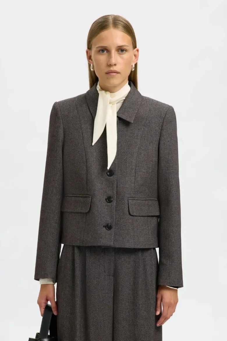 Fitted Camilla Short Blazer