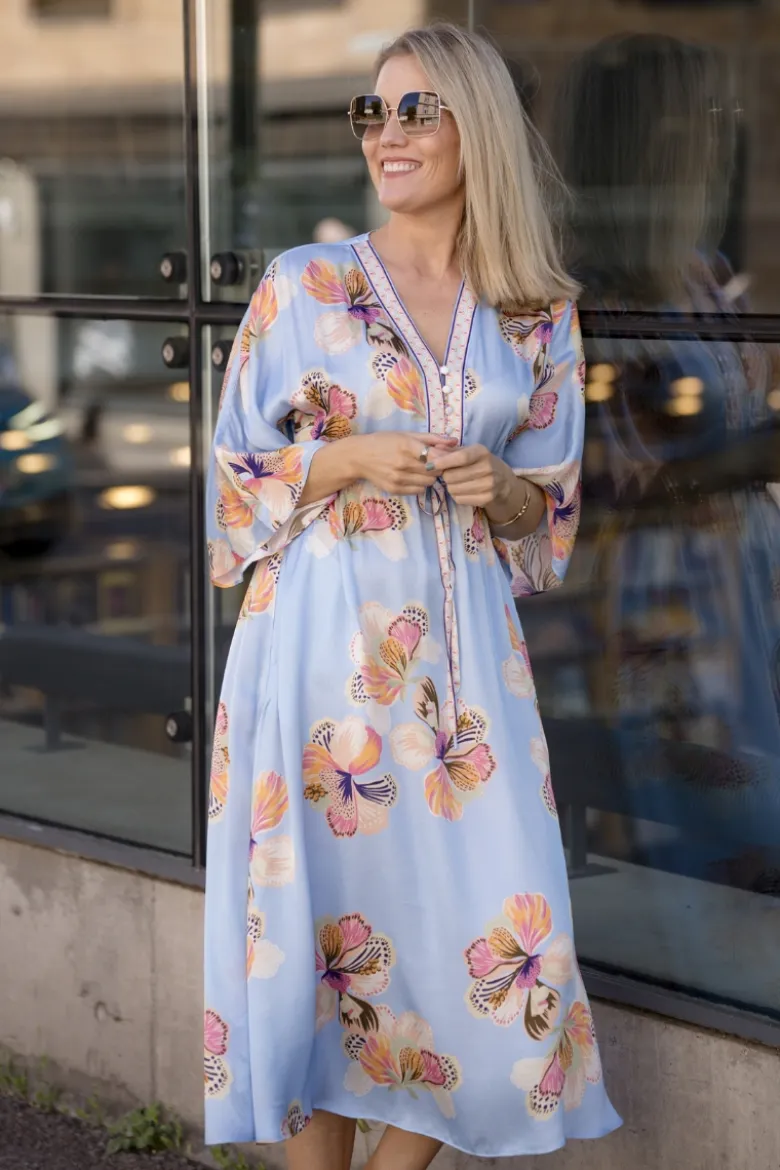 Io Dress