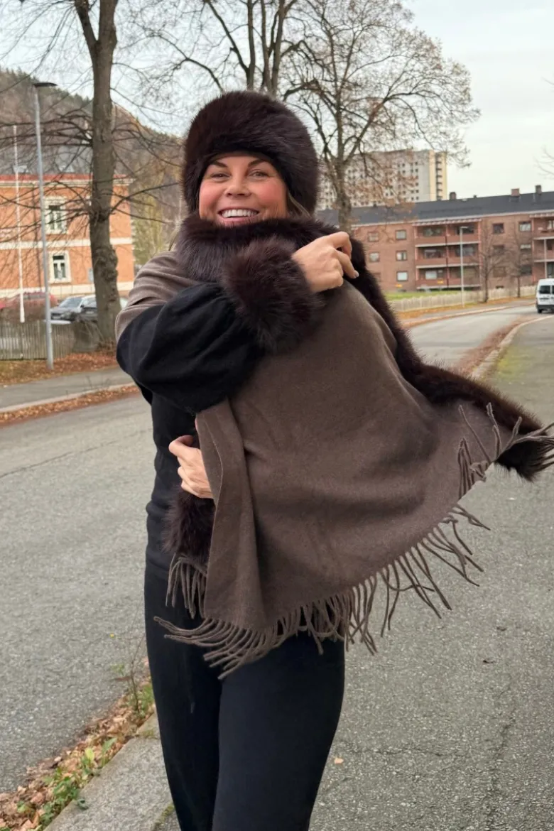 Jackie ullskjerf m/fuskepels - Onesize
