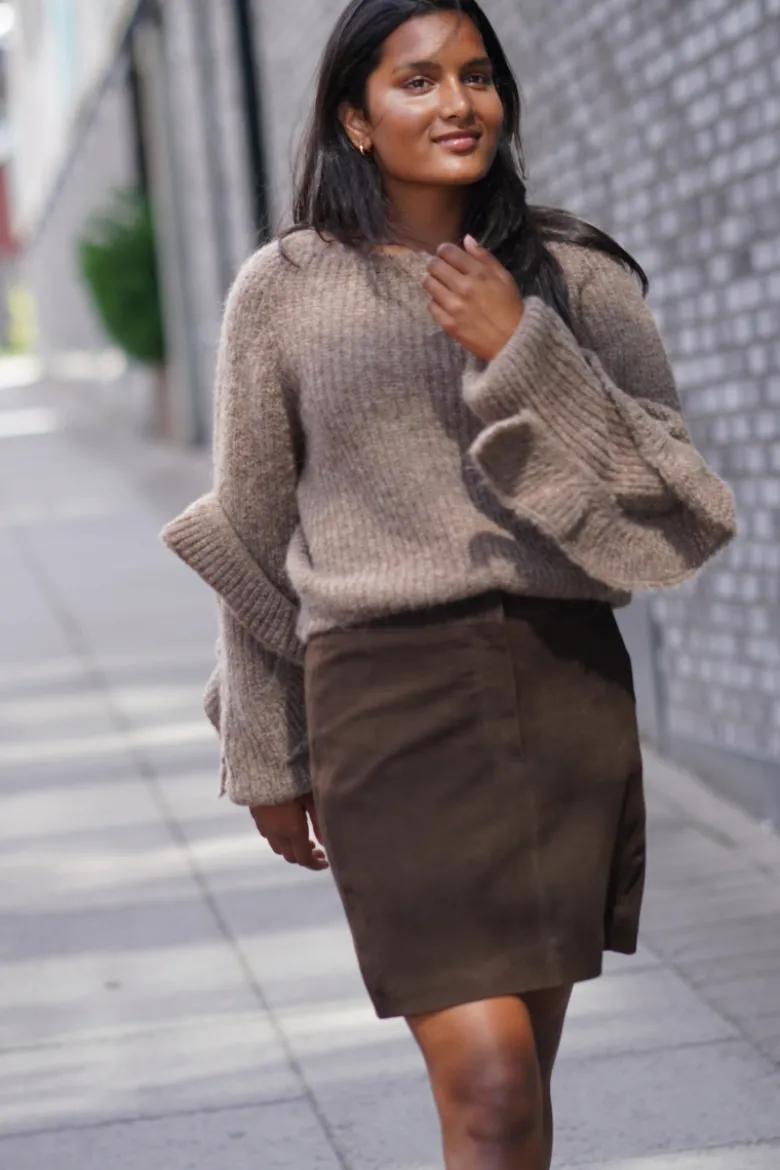 Kaya mw suede skirt