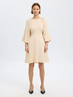 Laurina 3/4 Short open back dress